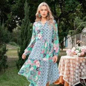 NWT Ursime Patchwork Floral Loose Fit Midi Dress. Size M